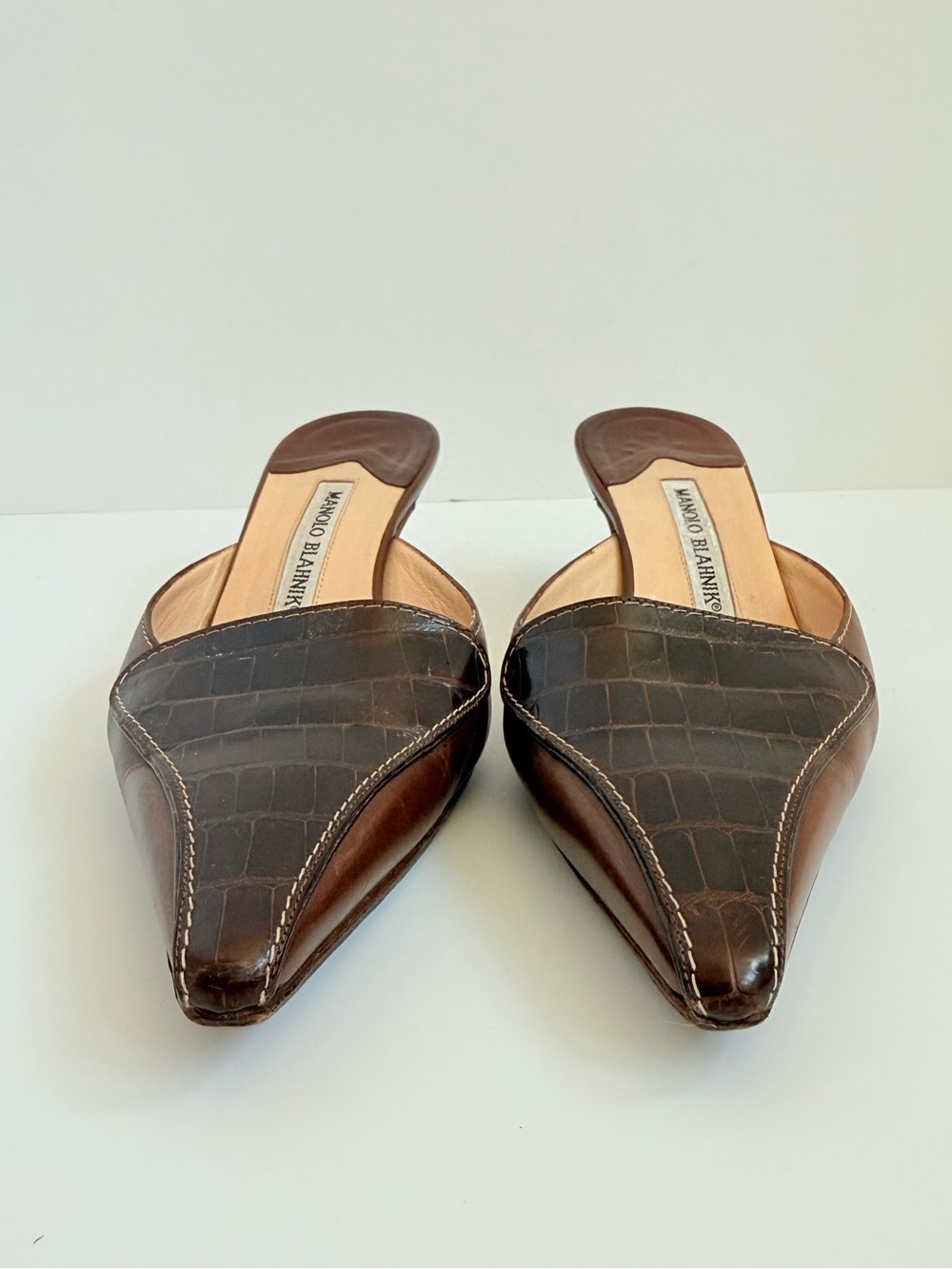 Vintage Manolo Blahnik Brown Croc Embossed Leather Mule Kitten Heels EU 38.5 - Picture 3 of 7